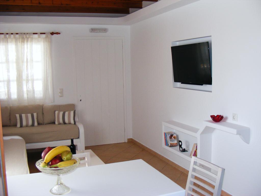 Orizontes Boutique Studios Adamantas  Room photo